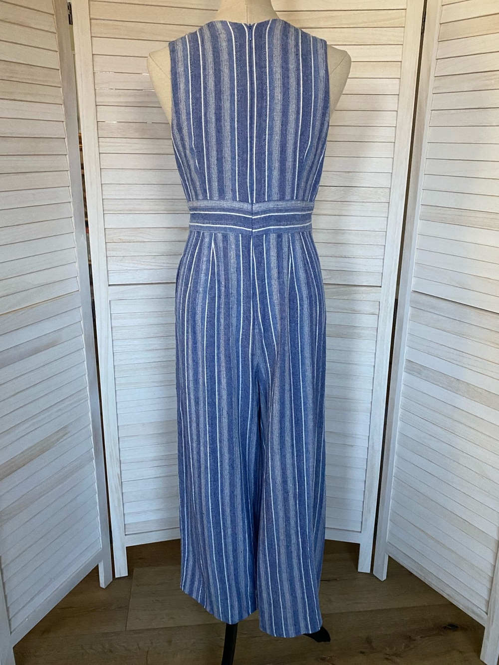Calvin Klein Blue/White Striped Linen V-Neck Sleeveless Tie Waist Jumpsuit 10 - Picture 8 of 16